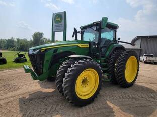 2024 John Deere 8R 230