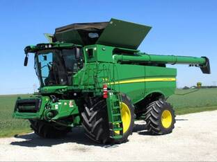 2024 John Deere S780