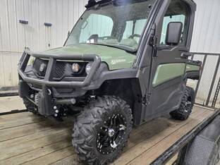 2022 John Deere GATOR XUV 835R