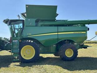 2022 John Deere S780