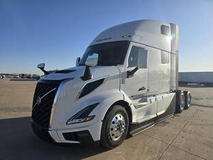 2026 Volvo VNL64T860