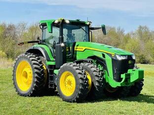 2023 John Deere 8R 340
