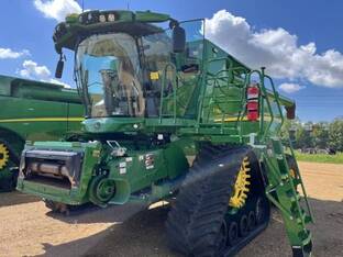 2023 John Deere S780