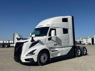 2026 Volvo VNL64T660