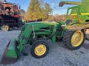 John Deere 1050