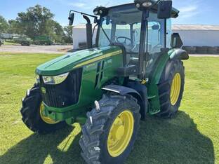 2023 John Deere 5075M
