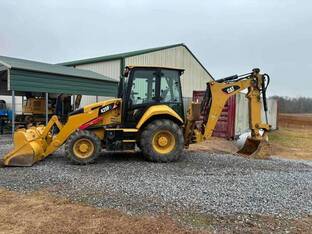 2016 Caterpillar 420F2