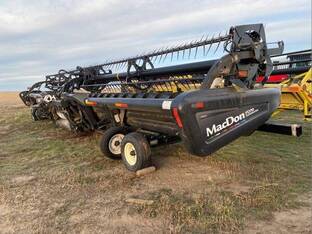 2010 MacDon Industries FD70