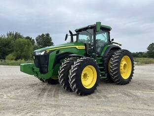 2024 John Deere 8R 250
