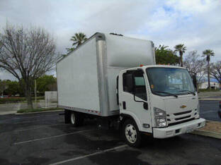 2022 Chevrolet W5500  18' BOX