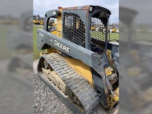 2011 John Deere 333D