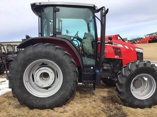 2022 Massey-Ferguson 5711