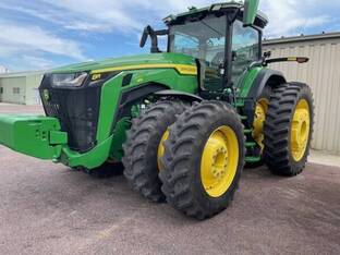 2022 John Deere 8R 410