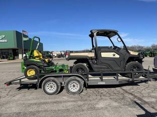2023 John Deere GATOR XUV 835M