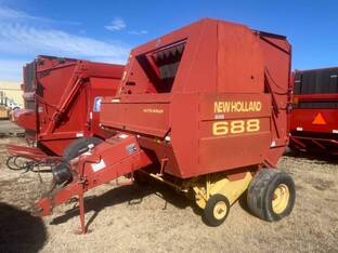 1999 New Holland 688