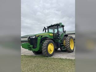 2022 John Deere 8R 280