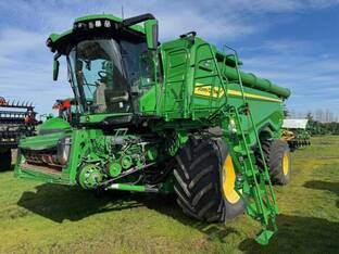 2022 John Deere X9 1000