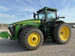 2023 John Deere 8R 310