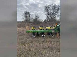 2022 John Deere 1725