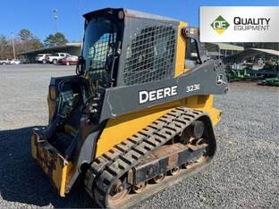 2018 John Deere 323E