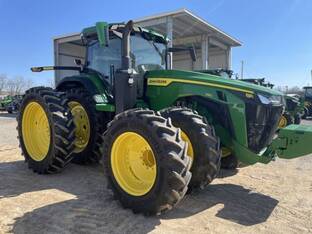 2022 John Deere 8R 280