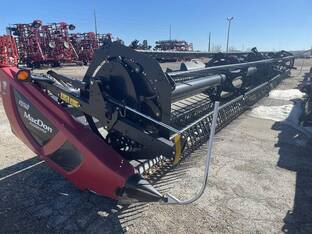 2019 MacDon Industries FD140