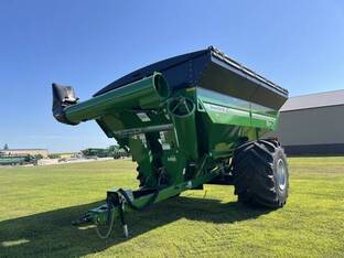 2025 Unverferth 1119