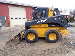 2020 John Deere 332G