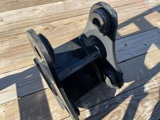 2024 Bobcat MOUNTING FRAME