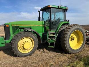 1995 John Deere 8300