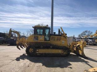 2019 Komatsu D65PXi-18