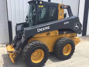 2020 John Deere 332G