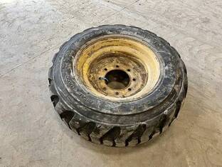 Bobcat TIRE