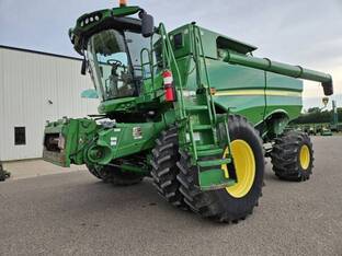 2015 John Deere S680