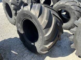 MICHELIN 750/50R26