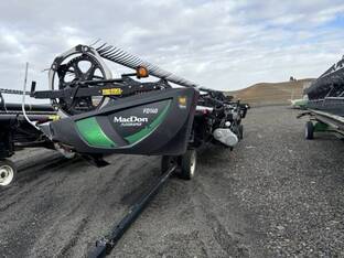 2021 MacDon Industries FD140