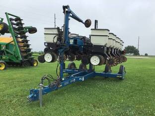 2009 Kinze 3500