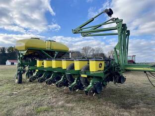 2003 John Deere 1770NT