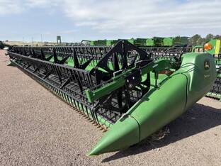 2023 John Deere 740D