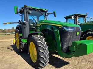 2024 John Deere 8R 230