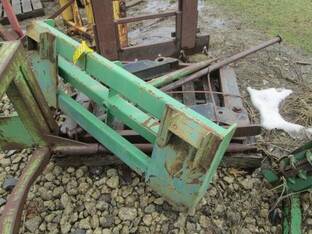 John Deere BALE SPEAR