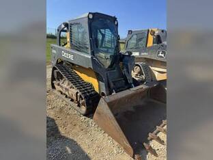 2012 John Deere 323D