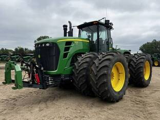 2010 John Deere 9230