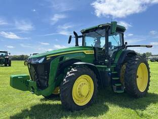 2024 John Deere 8R 250