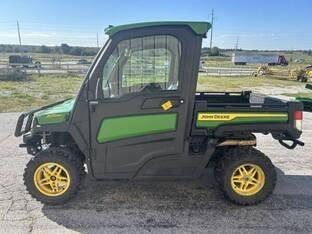 2022 John Deere GATOR XUV 835R