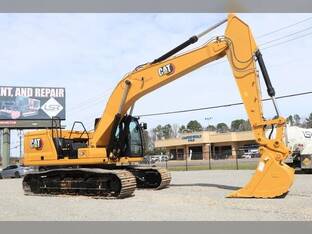 2025 Caterpillar 330GC