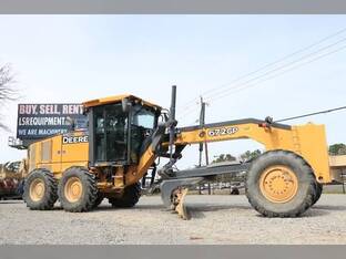2013 John Deere 672GP