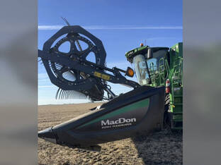 2014 MacDon Industries FD75