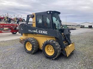 2016 John Deere 320E