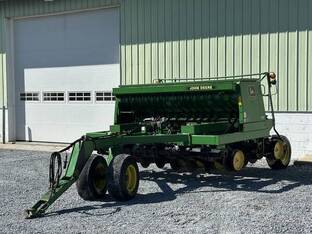 1995 John Deere 750
